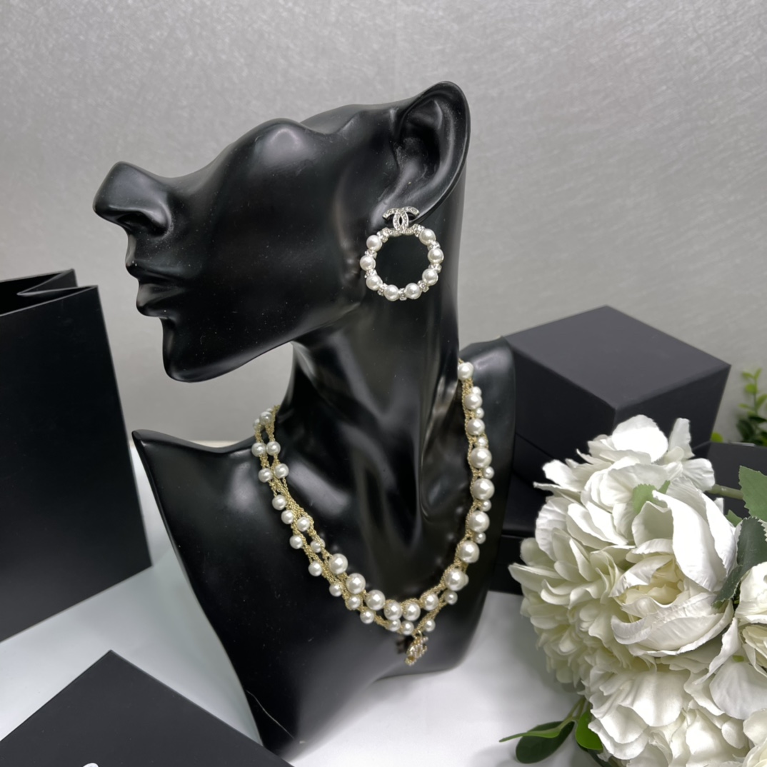 Ch**el Mini Pearl Border Circle Frame Earrings Gold Tone For Women