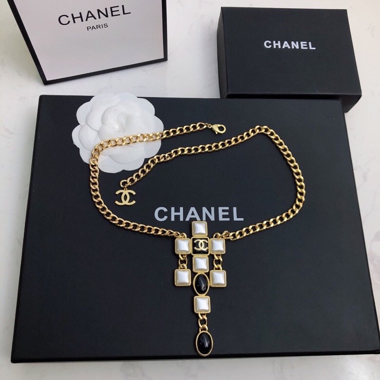 Ch**el Morden Stone Necklace Gold Tone For Women