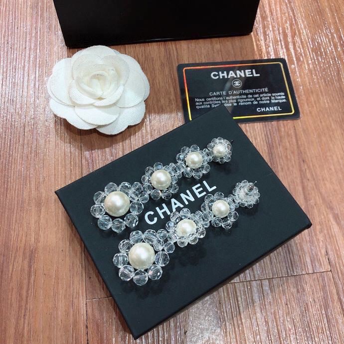 Ch**el Transparent Pearl Earrings White For Women