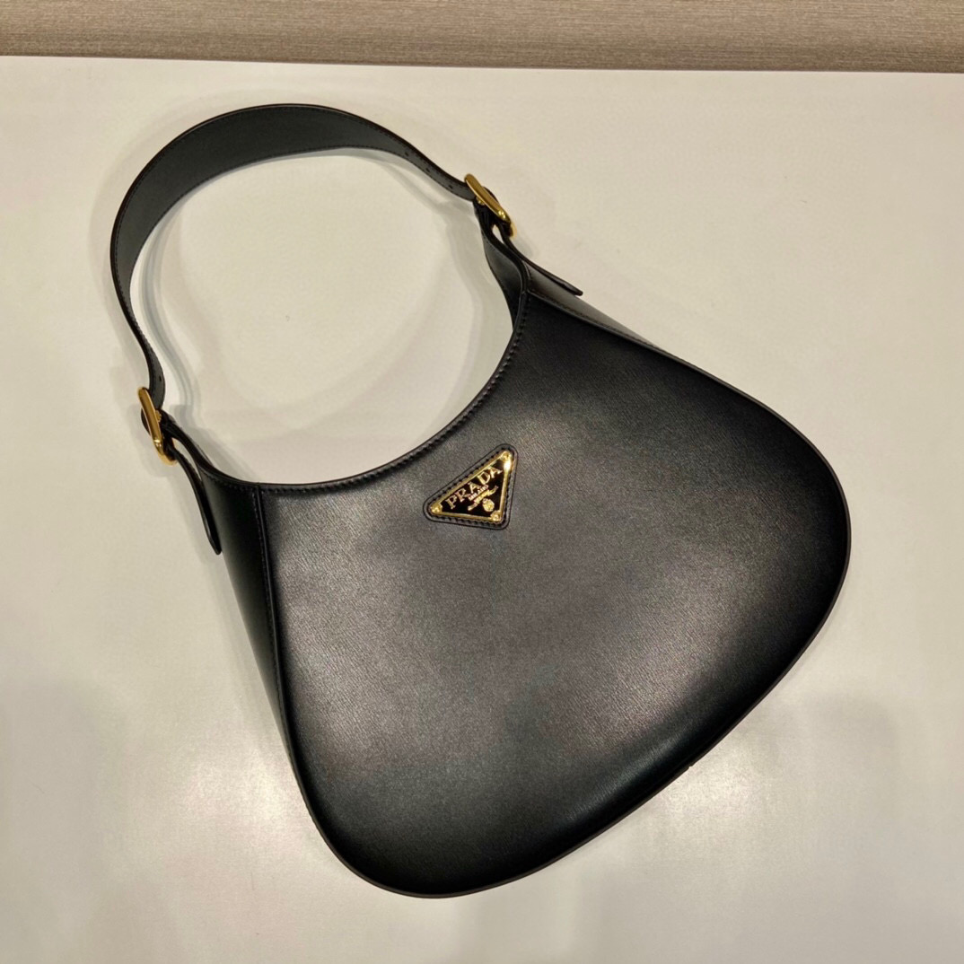 Pra*a Cleo Brushed Shoulder Bag In Black For Women10.6 in / 27 cm