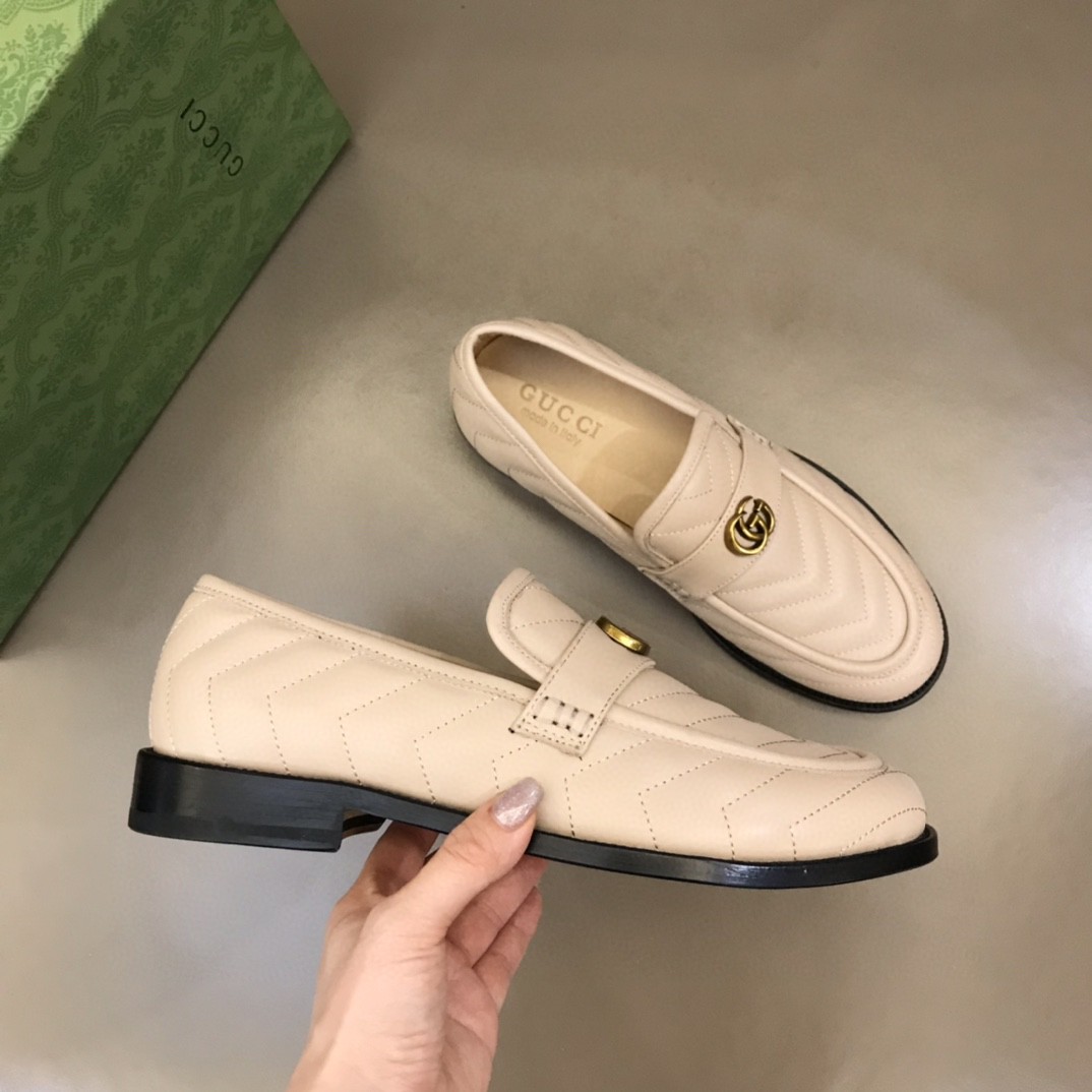 Gvc*1 Loafer With Interlocking G Beige For Men