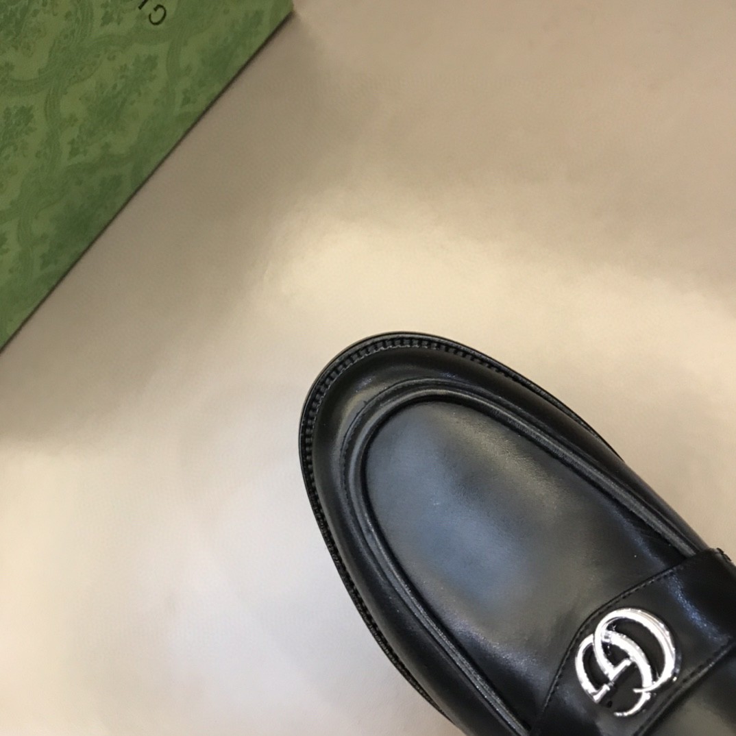 Gvc*1 Slipper With Interlocking G Black For Men