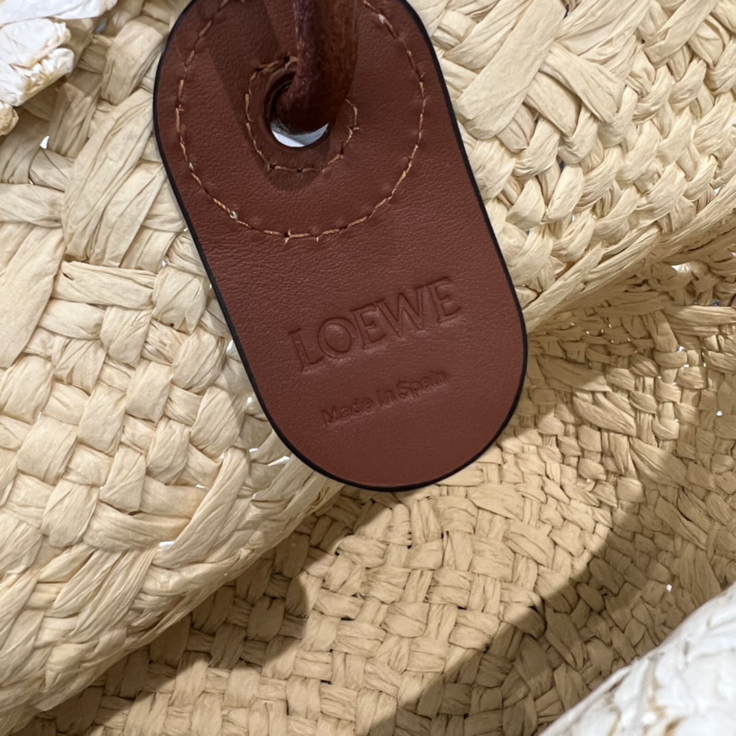 L0ew* Small Anagram Basket Bag Beige/Brown For Women 15in / 38cm A223P65X01