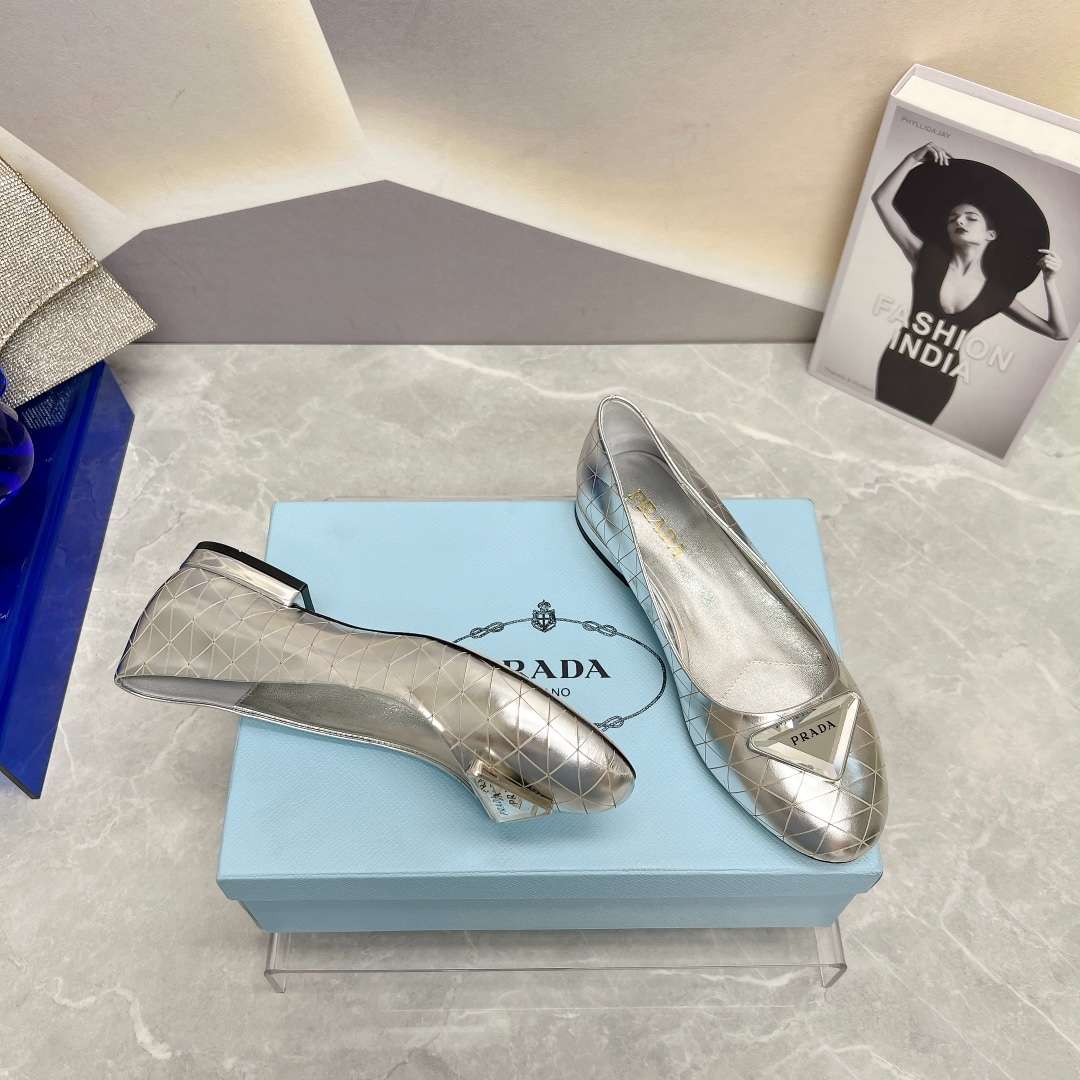 Pra*a Nappa Ballerinas Silver For Women