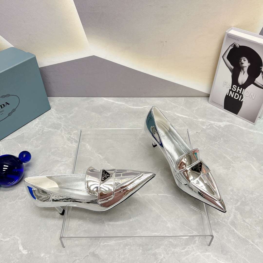 Pra*a Patent Pumps Silver For Women
