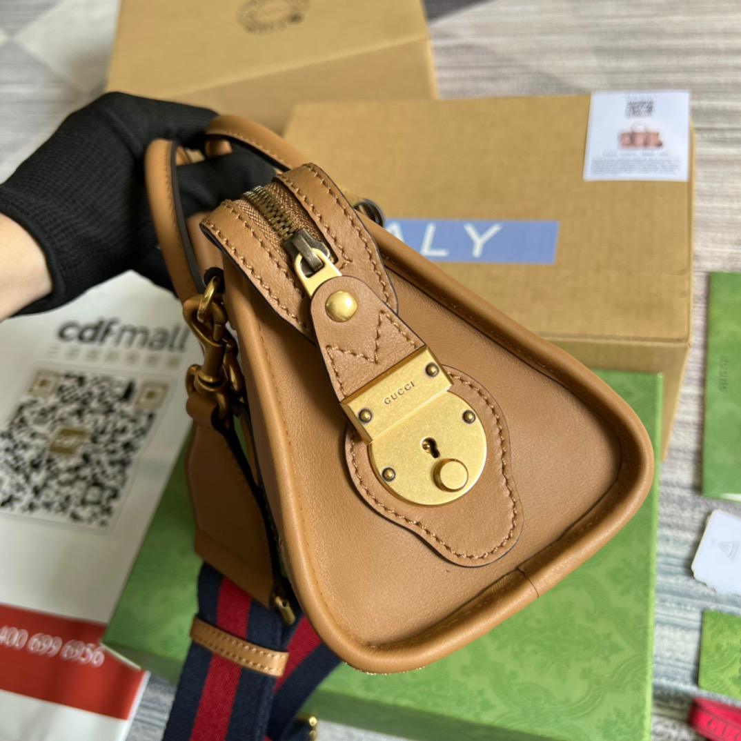 Gvc*1 Double G-Detailed Smooth Mini Handbag White/Grey/Brown For Men 8.6 in/ 22 cm