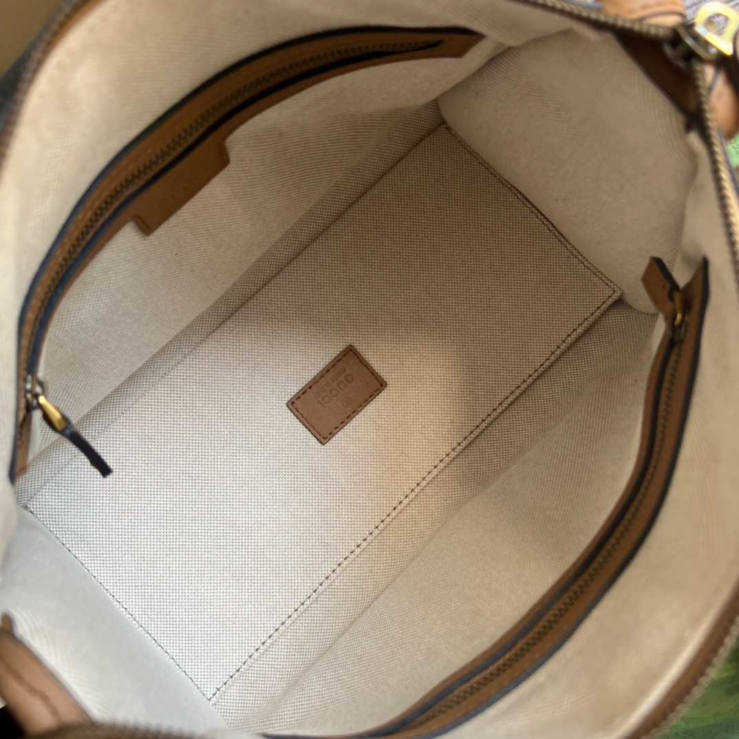 Gvc*1 Double G-Detailed Smooth Small Handbag White/Grey/Brown For Men 10.6 in/ 27 cm
