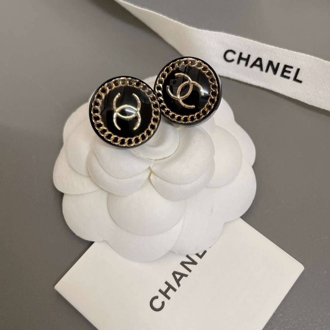 Ch**el Round Acrylic Stud Earrings Black For Women