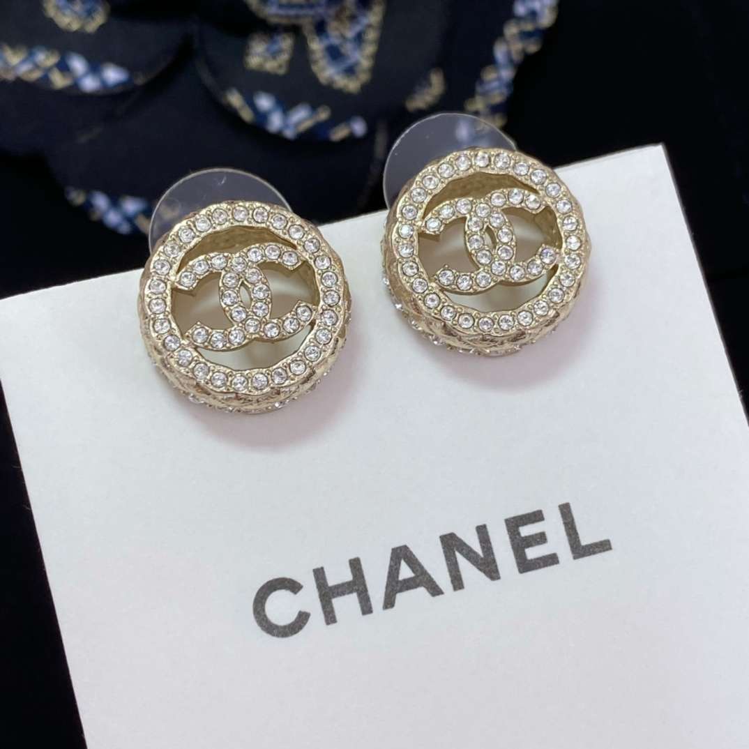 Ch**el Round D1am0nd Earrings Gold For Women