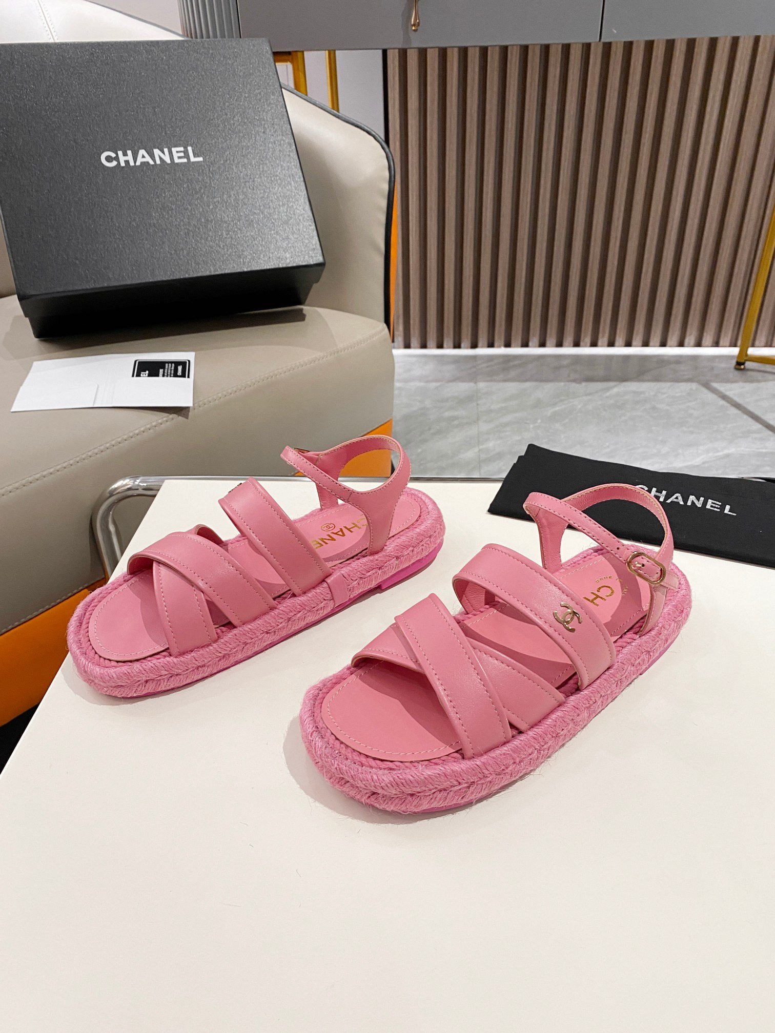 Ch**el Straw Weave Strap Thick Sole Crossbody Pink For Women