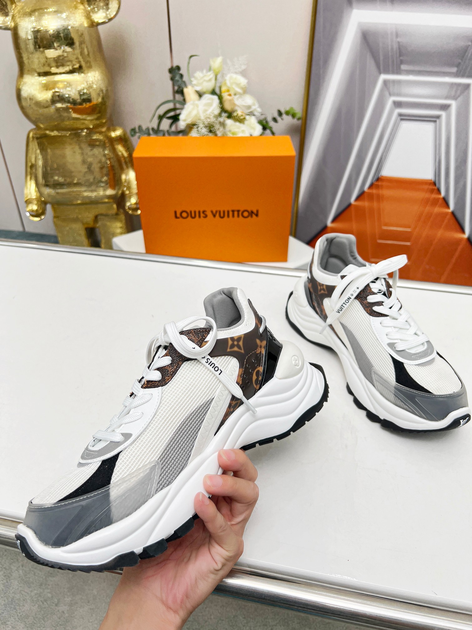 L0vis Vvtt0n Run 55 Sneaker White For Women 1AASDF