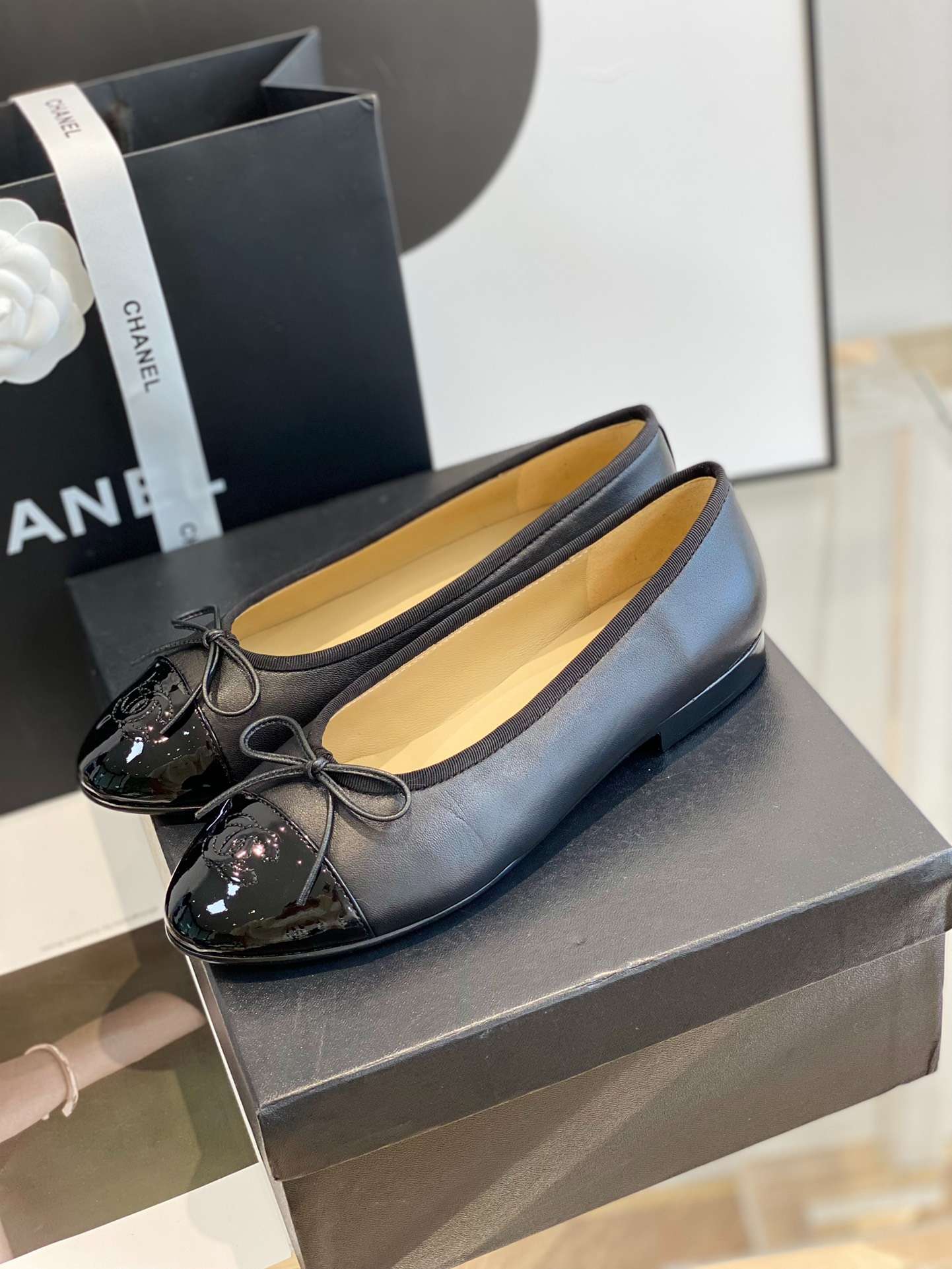 Ch**el Ballet Flats Black For Women G02819 Y01552 94305