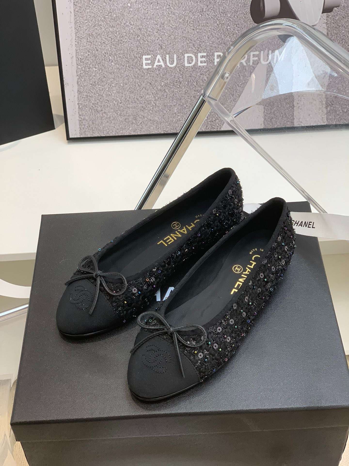 Ch**el Ballet Flats Black For Women