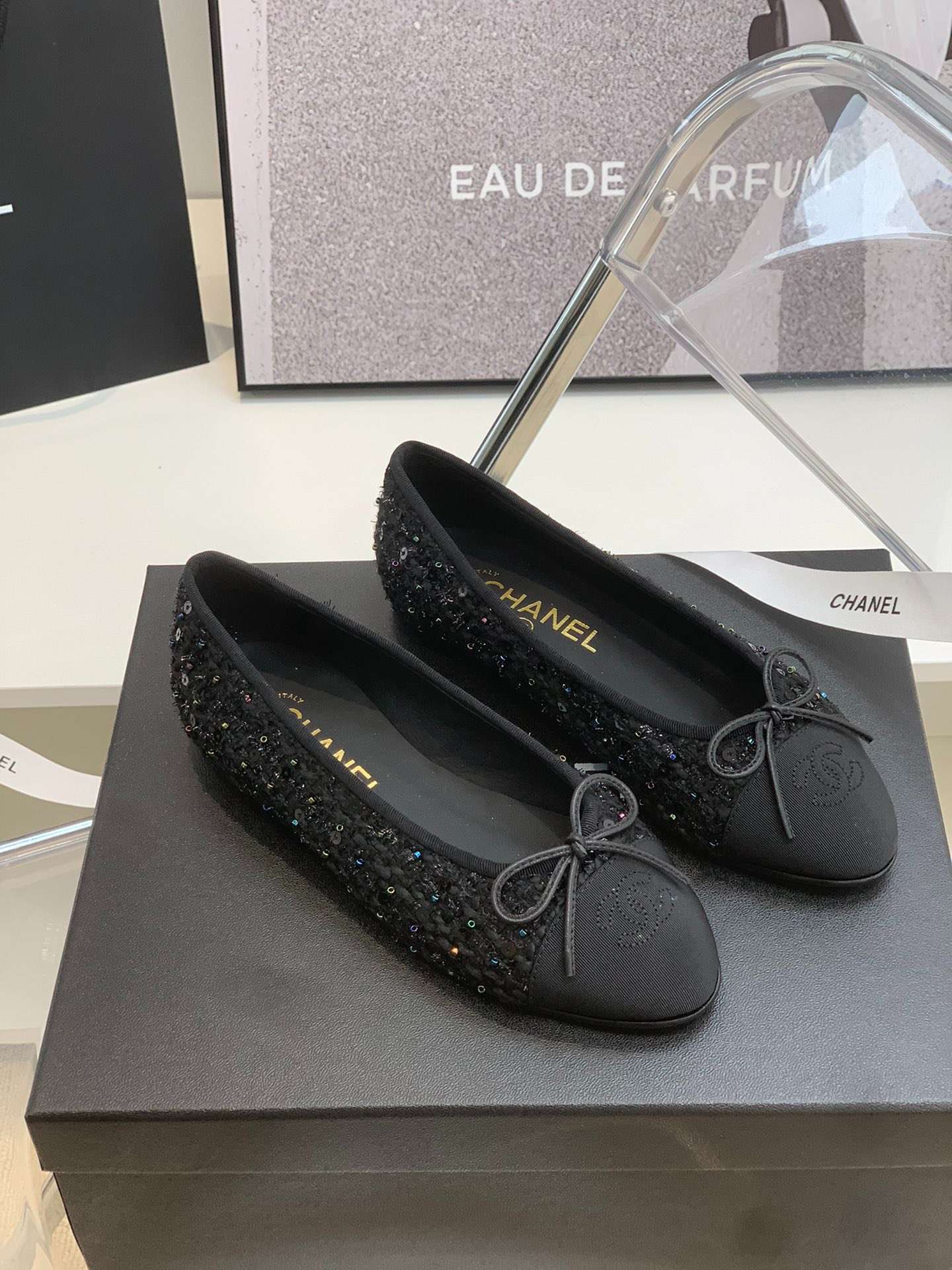 Ch**el Ballet Flats Black For Women