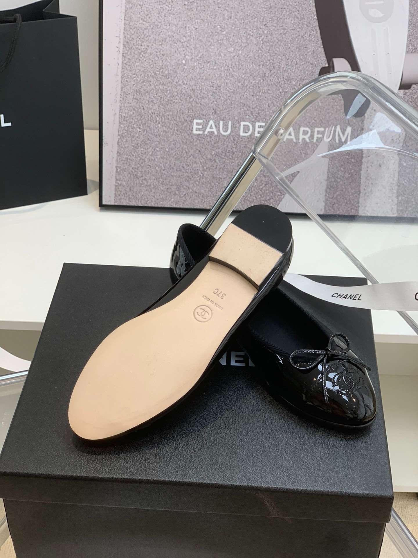 Ch**el Ballet Flats Black For Women