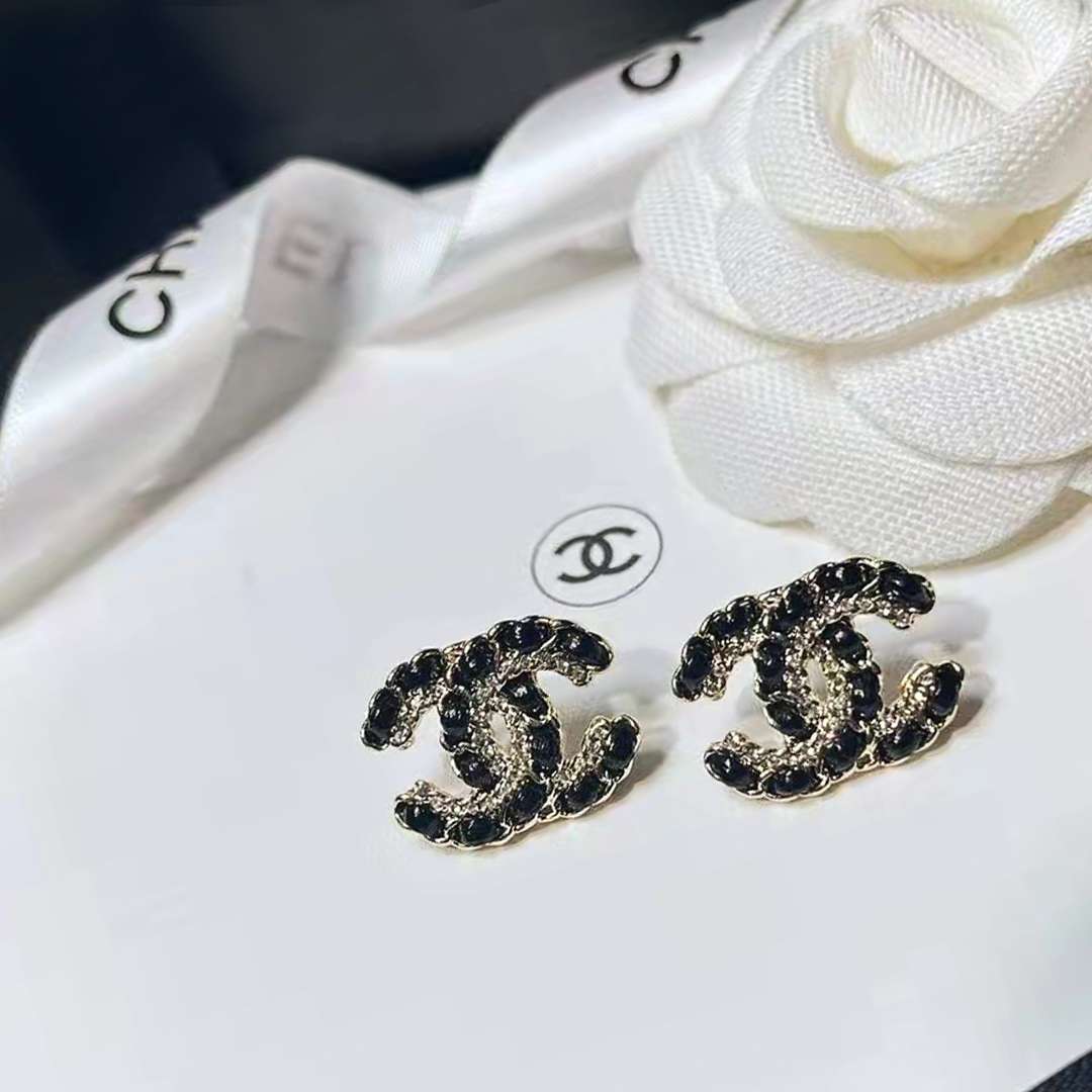 Ch**el Letter Chain Earrings Black For Women