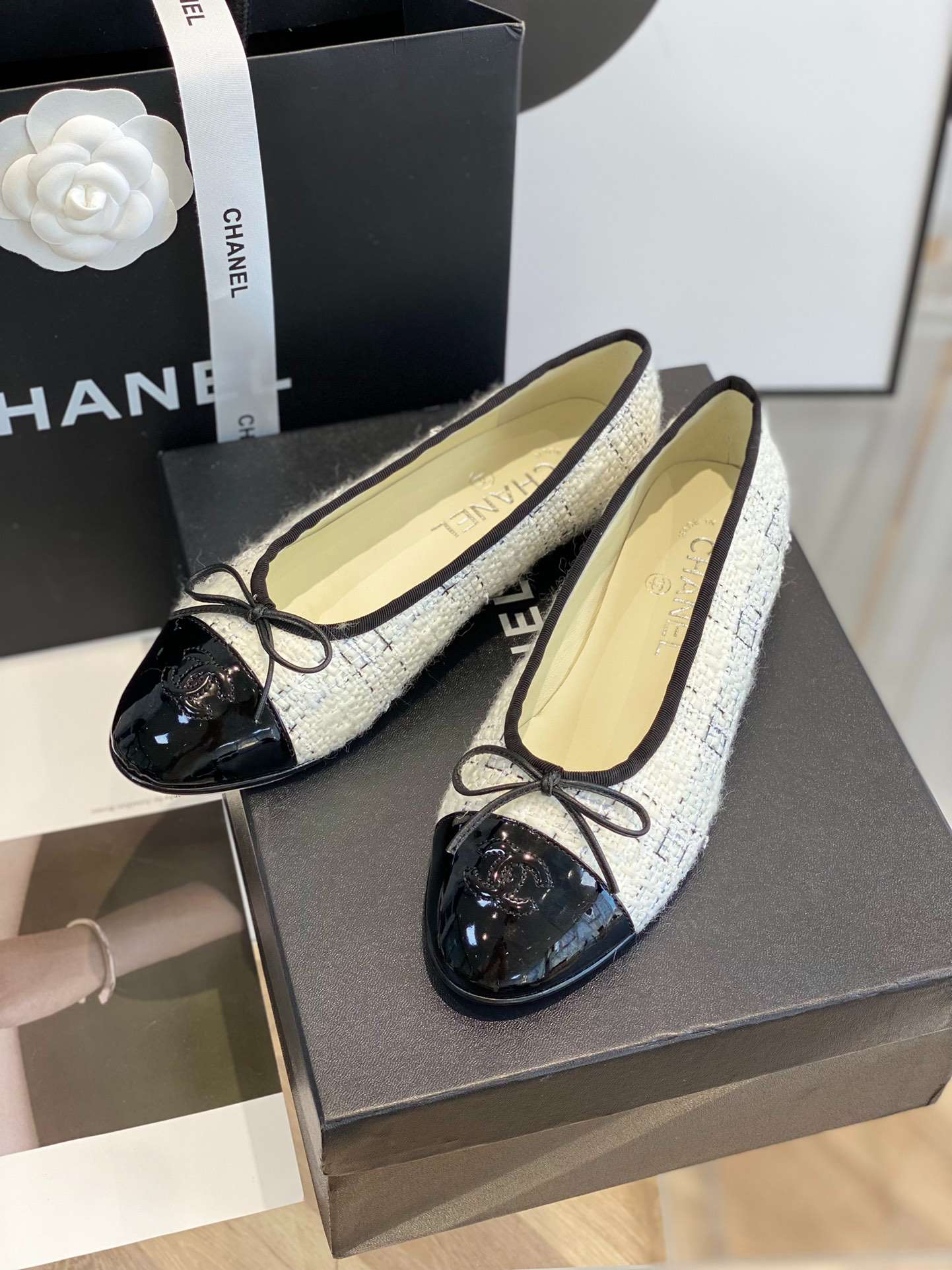Ch**el Ballet Flats White For Women