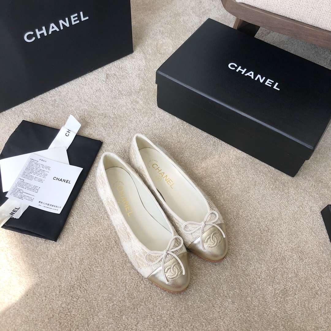 Ch**el Ballet Flats White For Women