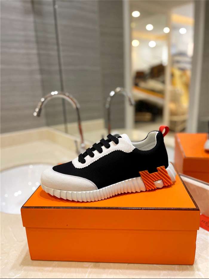 H**me5 Bouncing Sneaker Black For Women