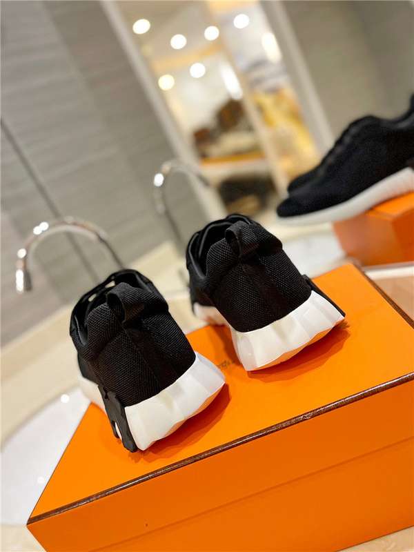 H**me5 Bouncing Sneaker Black For Women