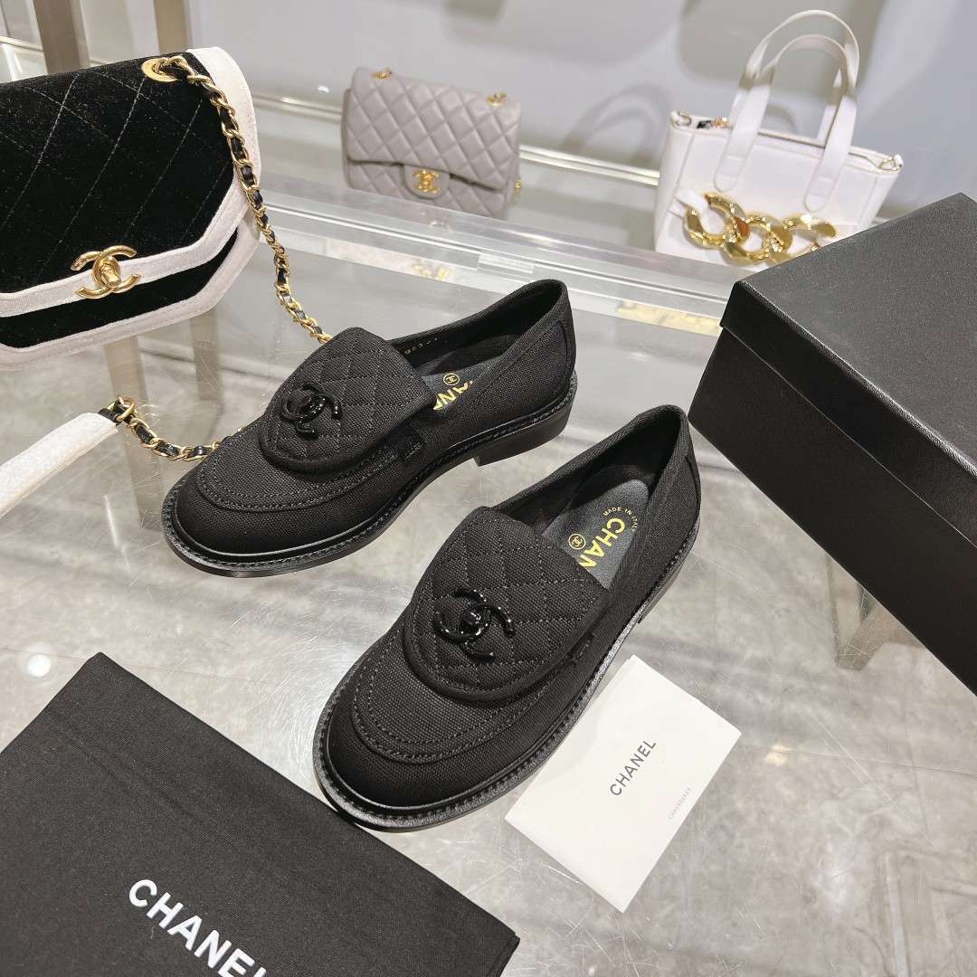 Ch**el Moccasins Black For Women