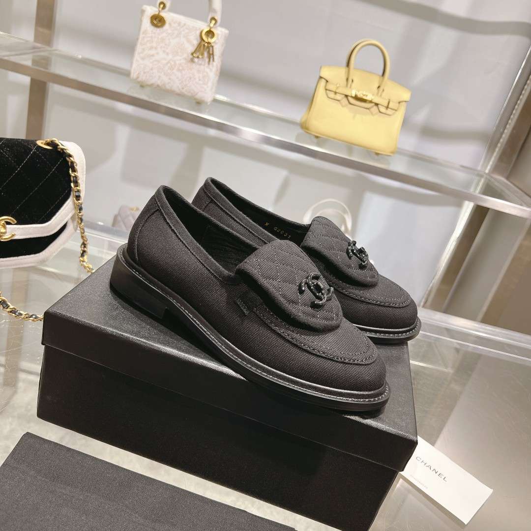 Ch**el Moccasins Black For Women