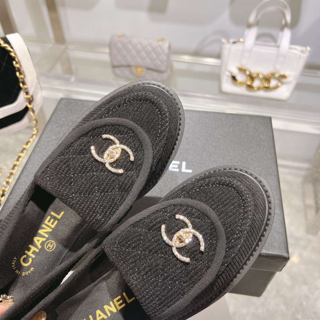 Ch**el Moccasins Black For Women