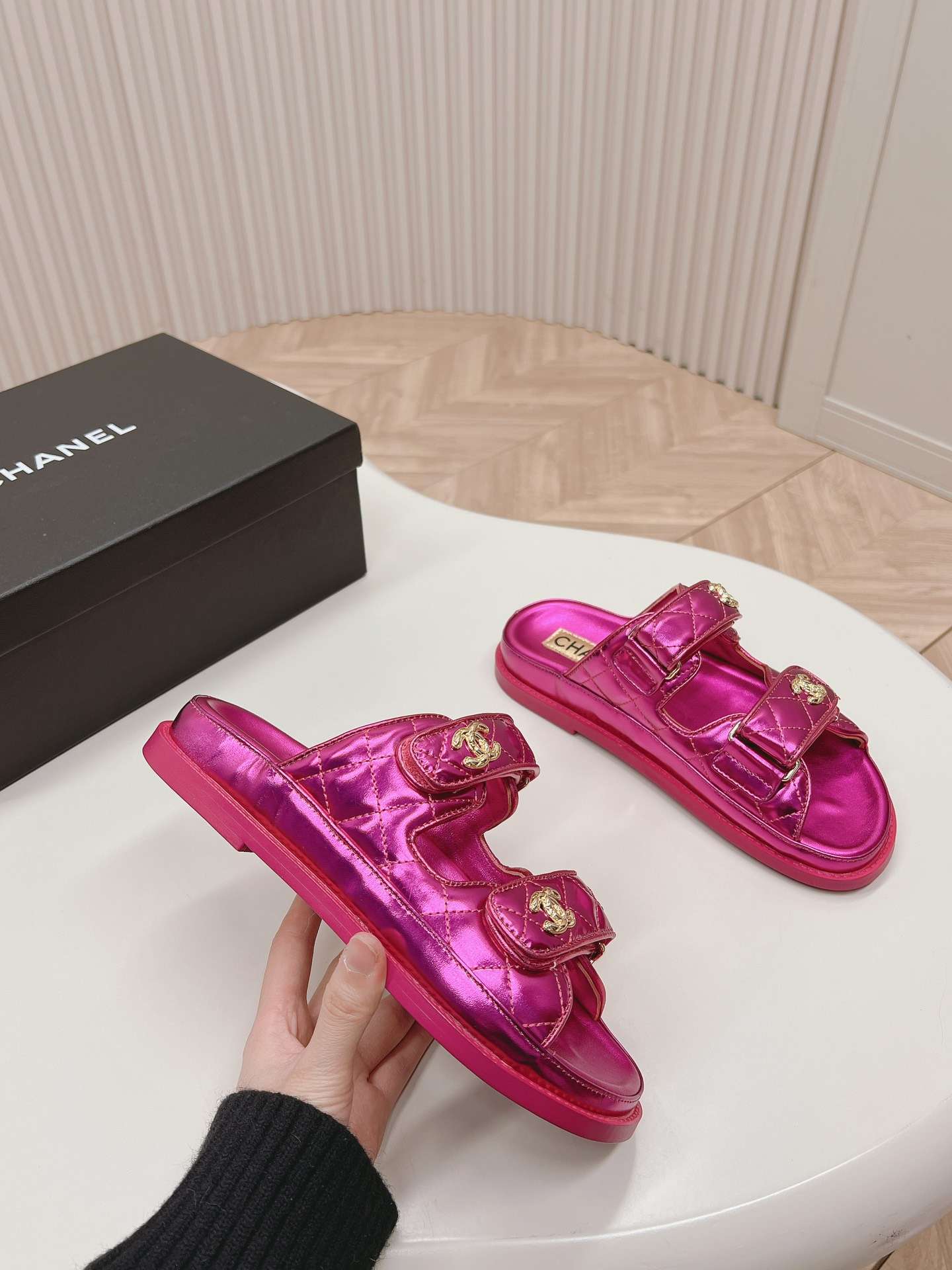 Ch**el Sandals With Ch**el Logo Pink For Women
