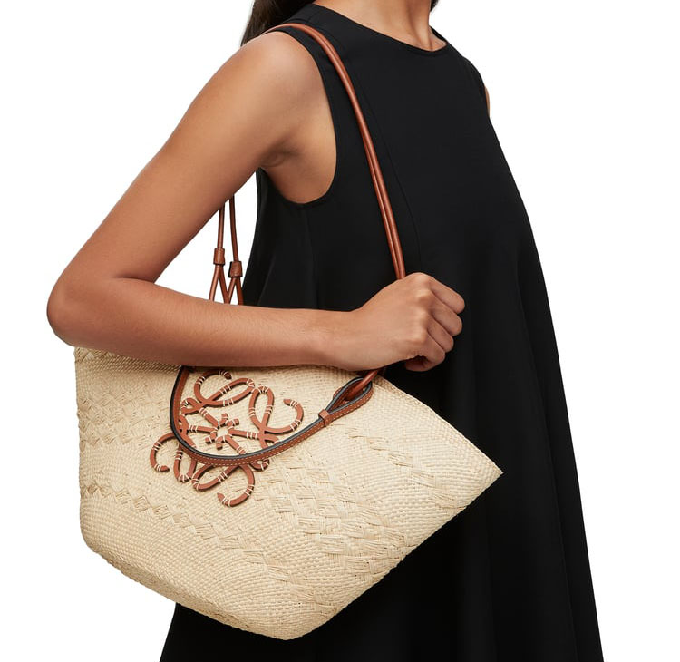 L0ew* Medium Anagram Basket Bag Beige For Women 18.1 Inches/ 46 Cm A223T43X02