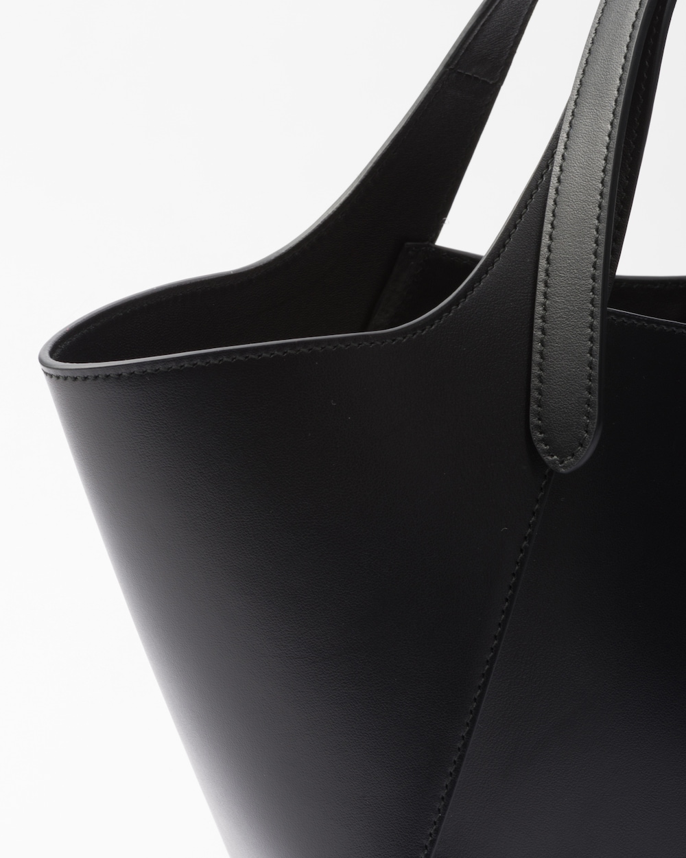 Pra*a Medium Tote Bag Black For Women 11 Inches/ 28 Cm 1BG483_2AIX_F0002_V_OOO
