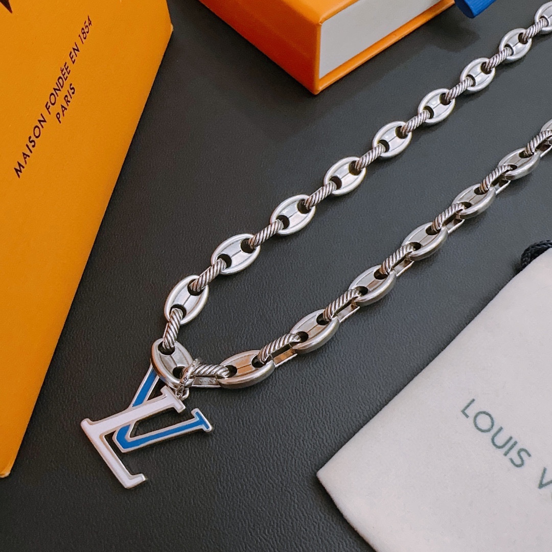 L0vis Vvtt0n Necklace Silver For Women