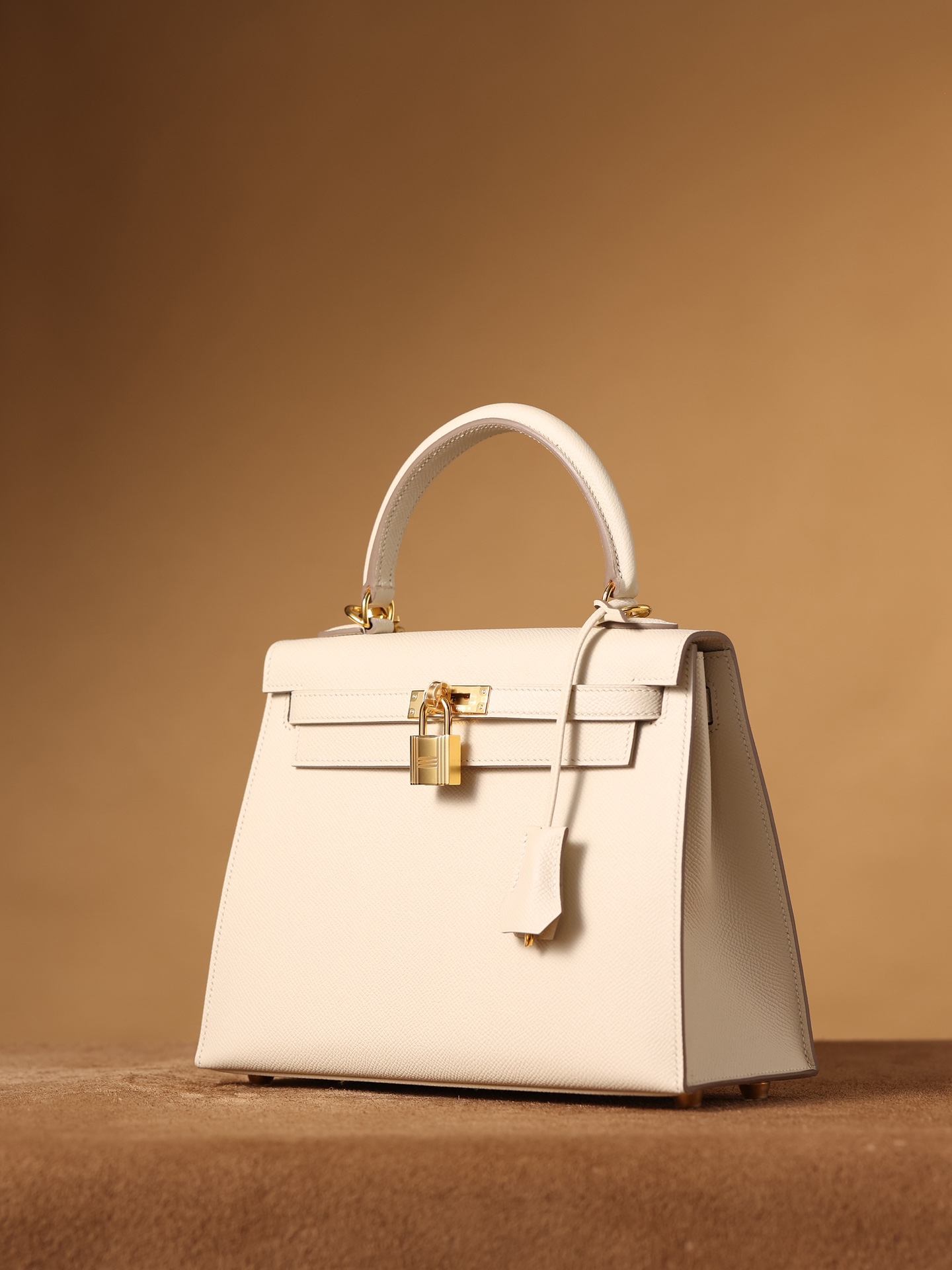 H**me5 Kelly Epsom Gold Tone Lock Bag Cream For Women 9,8in/25cm