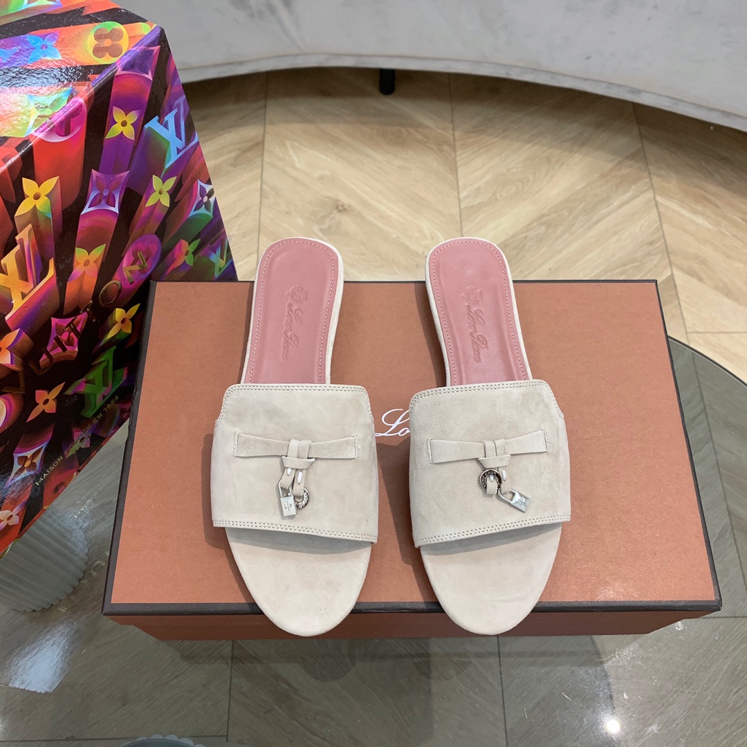 L0r0 P1ana Summer Charms Sandal Powder PearlFor Women – FAI5580 A760