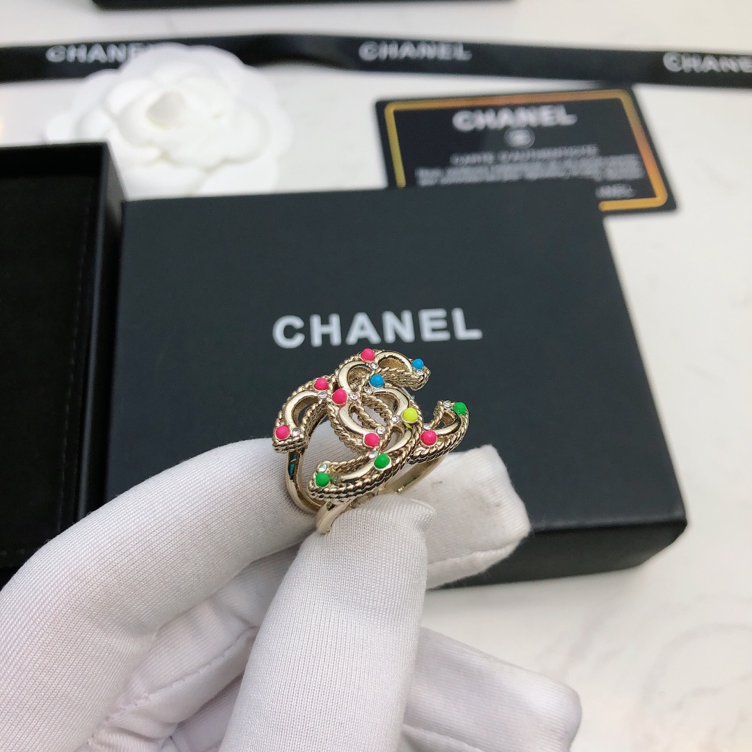 Ch**el Ring