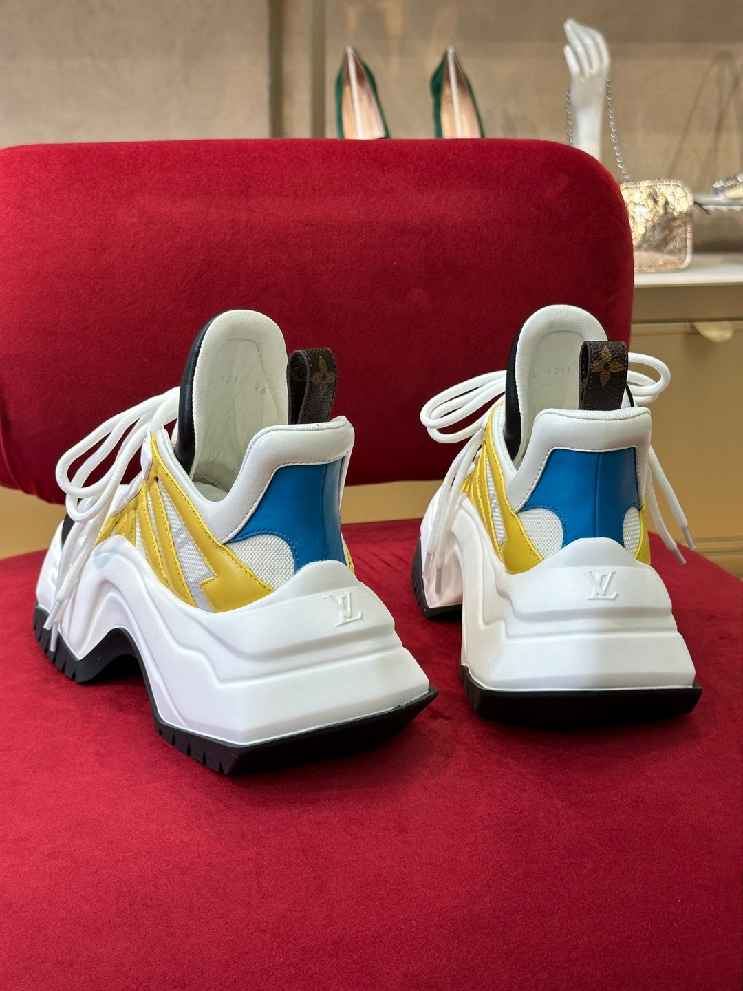 L0vis Vvtt0n LV Archlight Sneaker Multicolor For Women