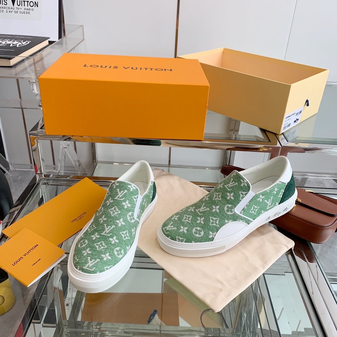 L0vis Vvtt0n Women’s Trocadero Slip On Green For Women LV