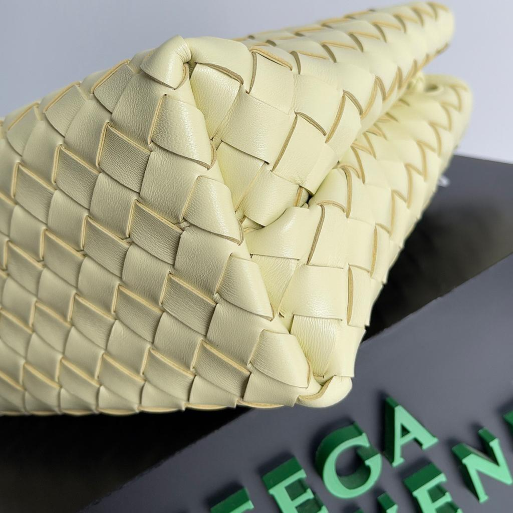 [True-to-ORIGINAL] B0tt*ga Ven*ta Small Andiamo Light Yellow For Women 25cm/9.8in