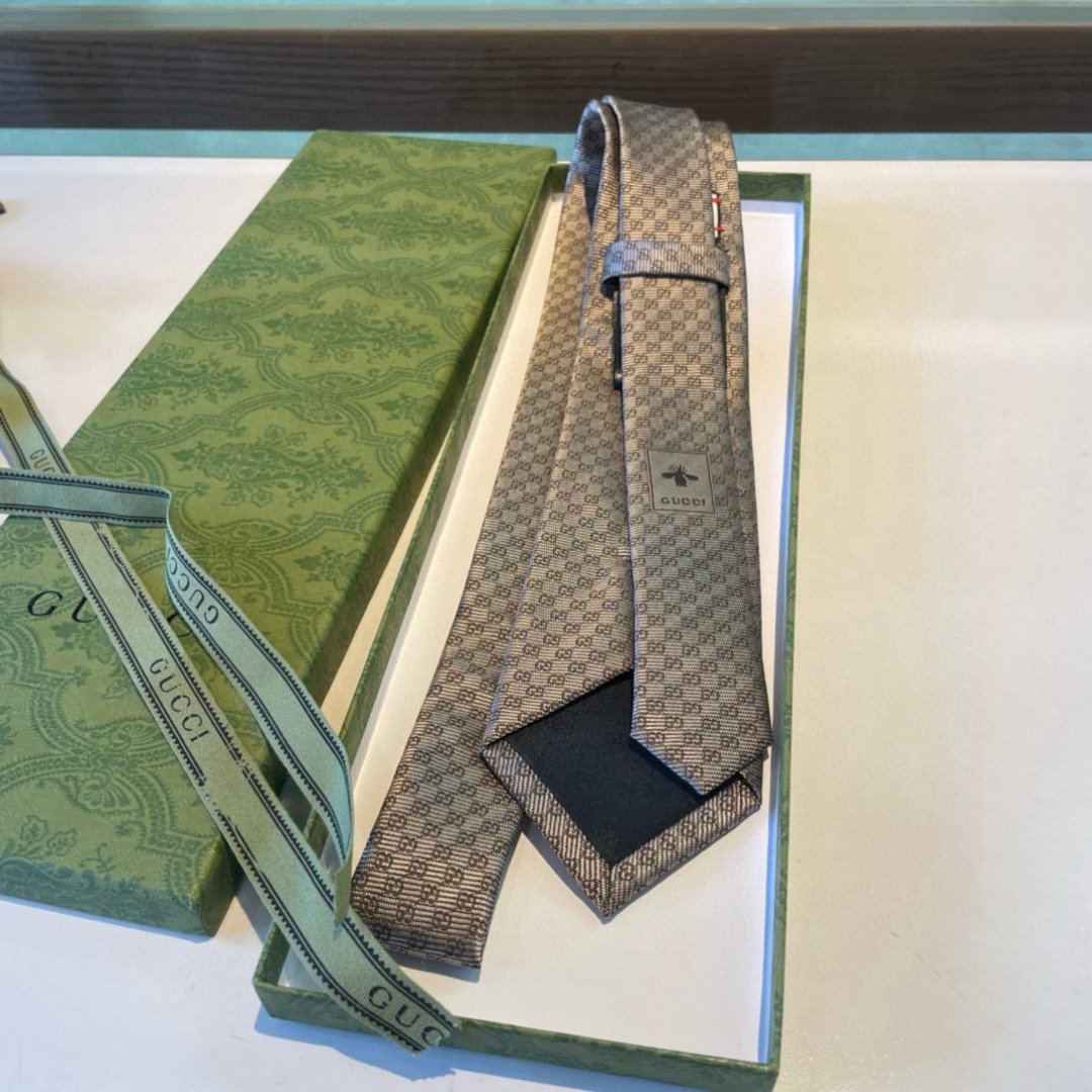 Gvc*1 Monogram Interlocking G Jacquard Tie Light Grey For Men