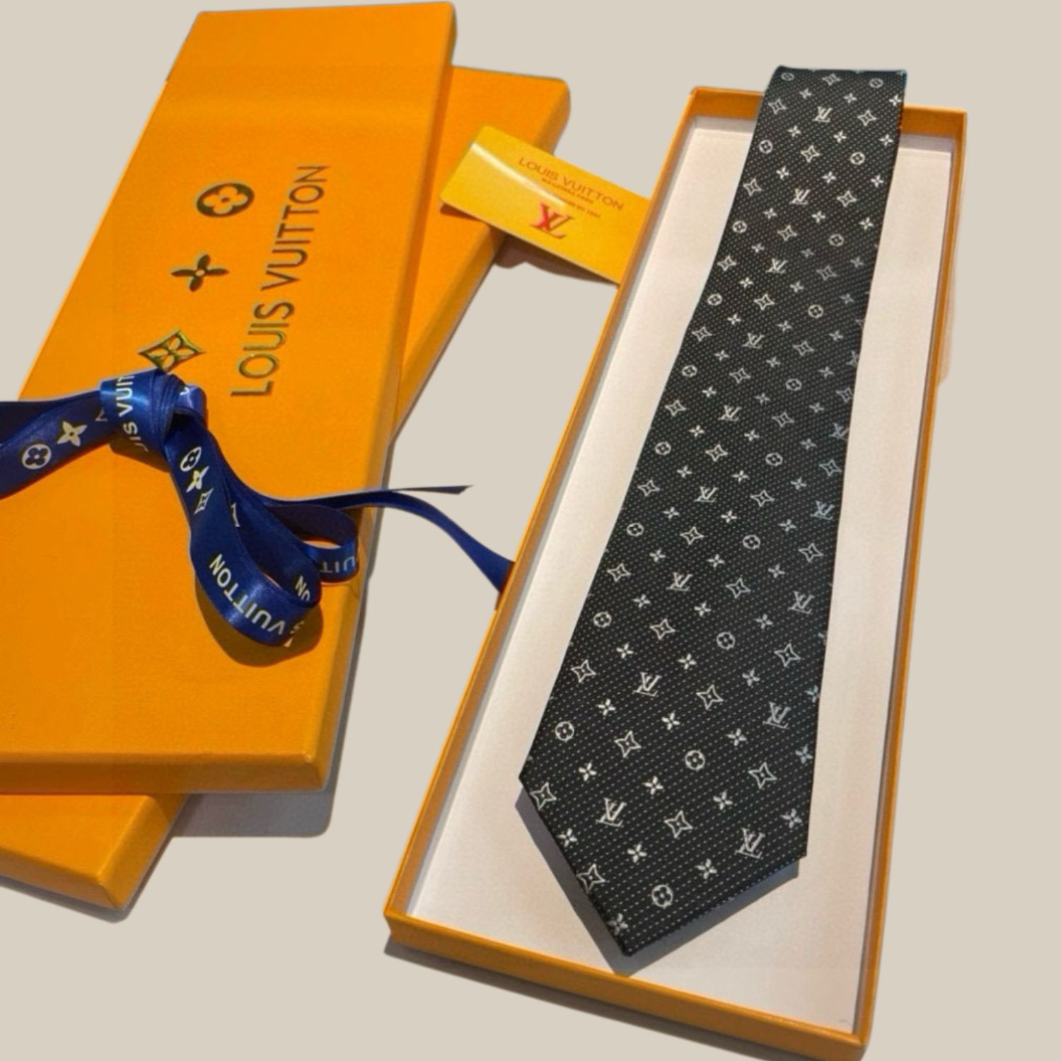 L0vis Vvtt0n Signature Monogram Silk Tie Dark Charcoal Grey For Men