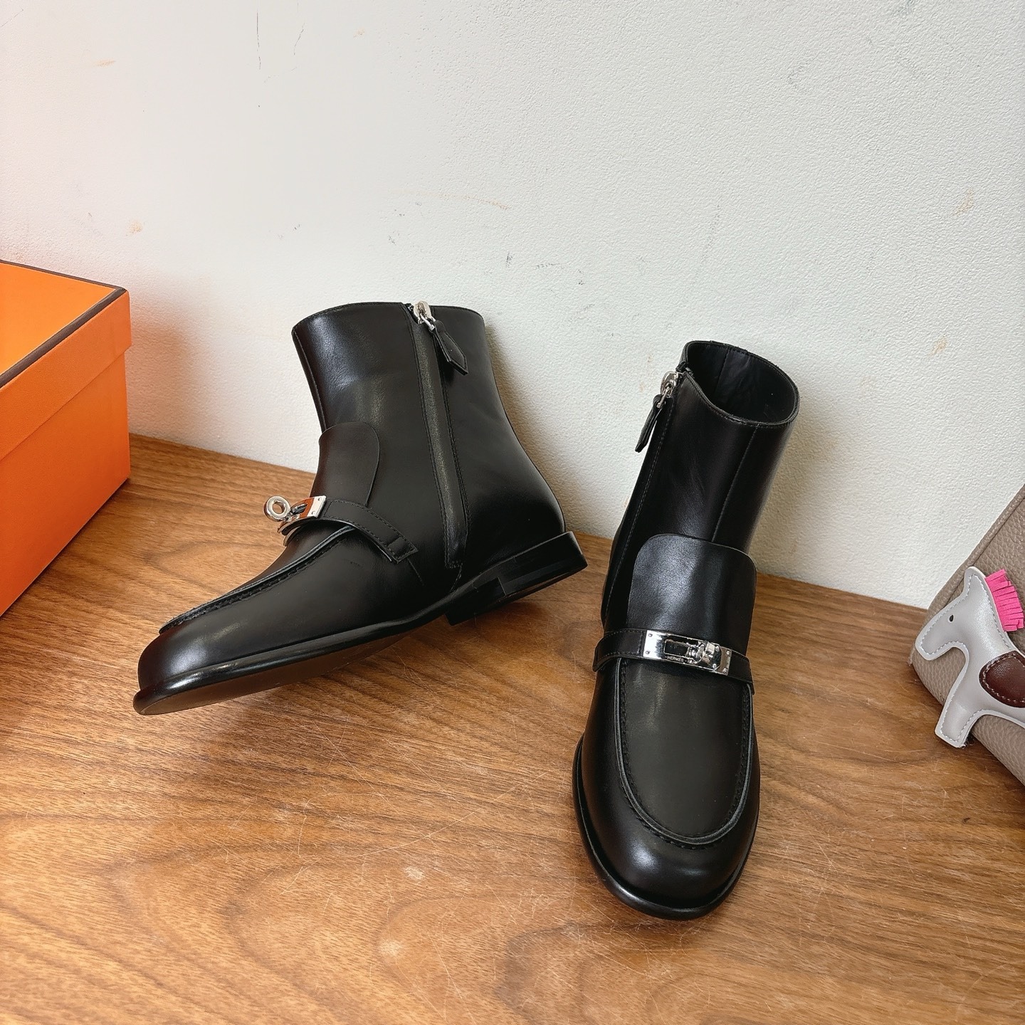 H**me5 Kelsy Ankle Boots Noir For Women H251005Z 02355