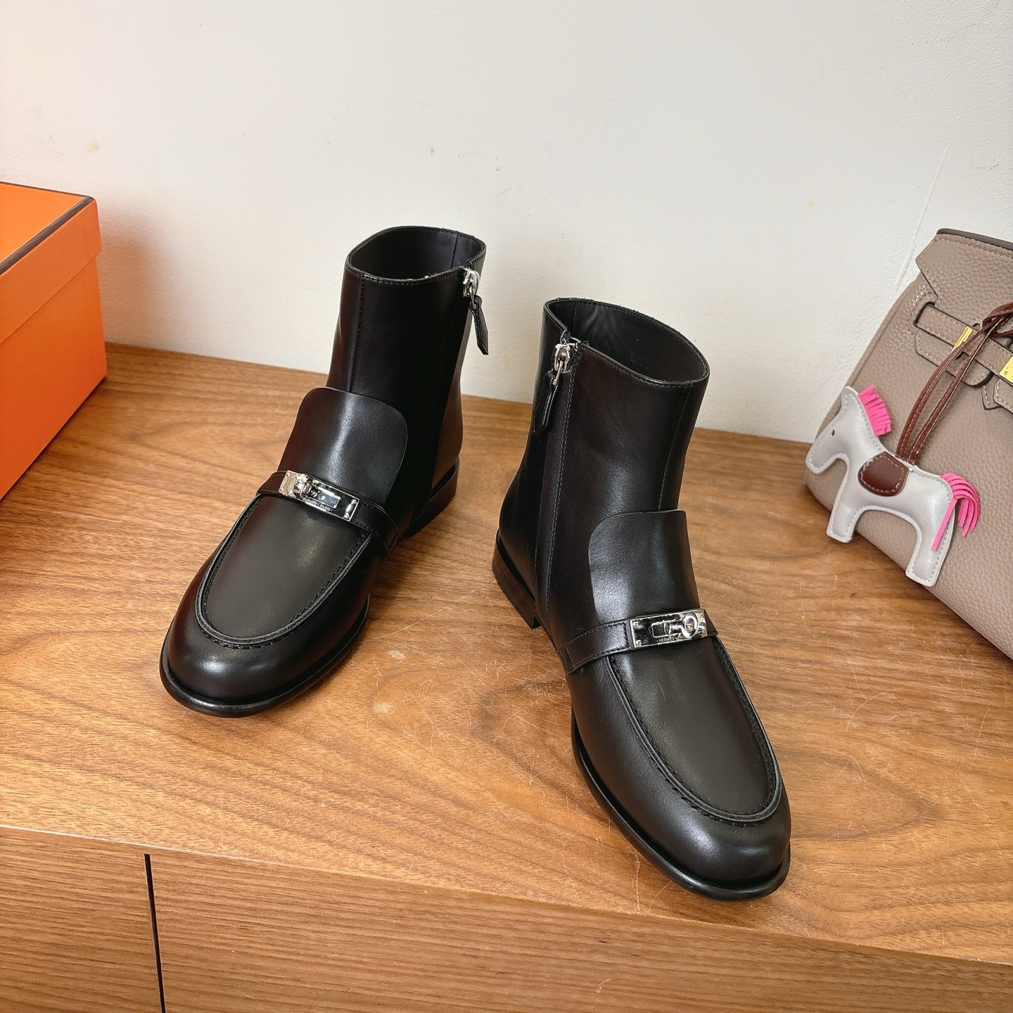 H**me5 Kelsy Ankle Boots Noir For Women H251005Z 02355