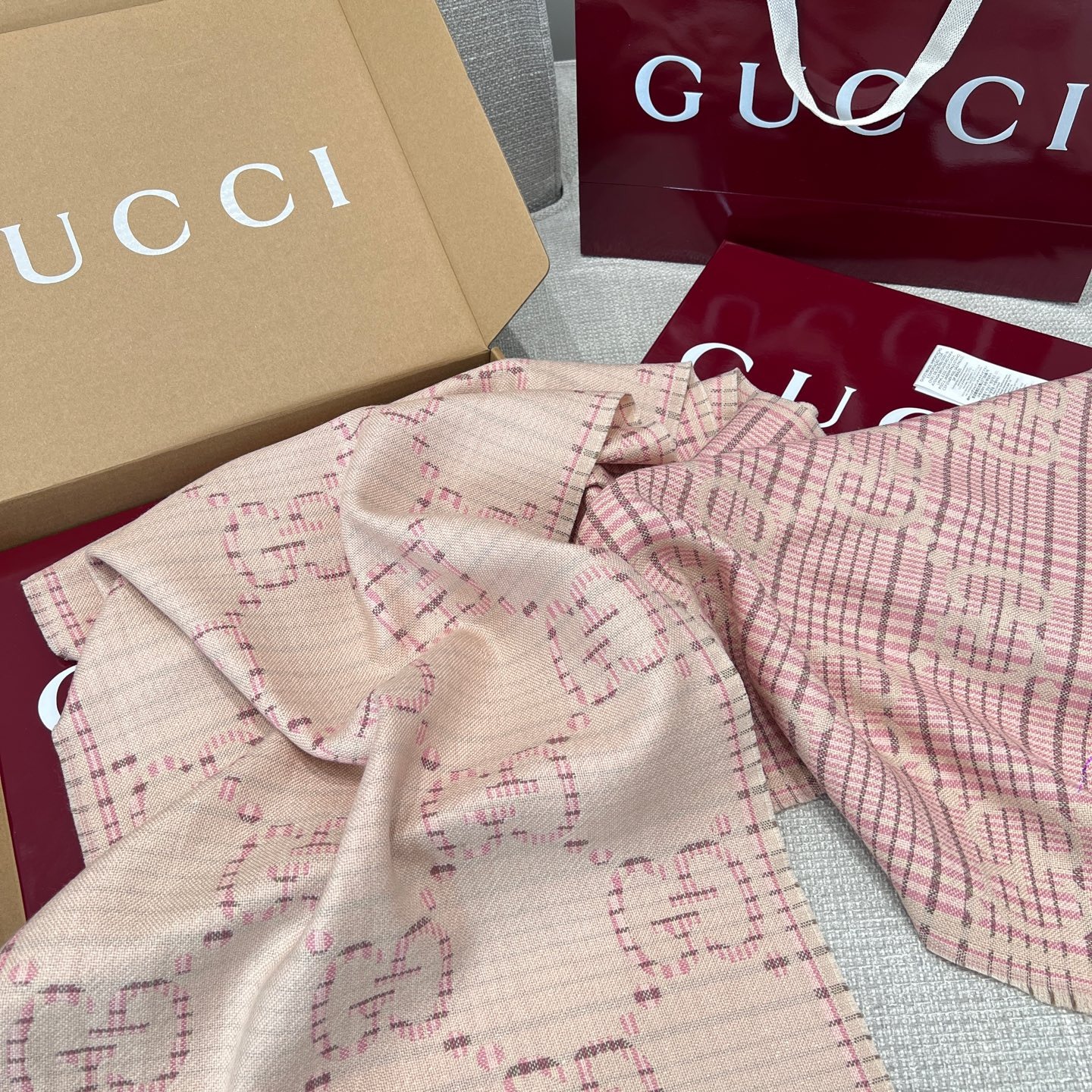 Gvc*1 Check GG Scarf Ivory And Pink 70.8in/180cm 774419 3GAMQ 9272