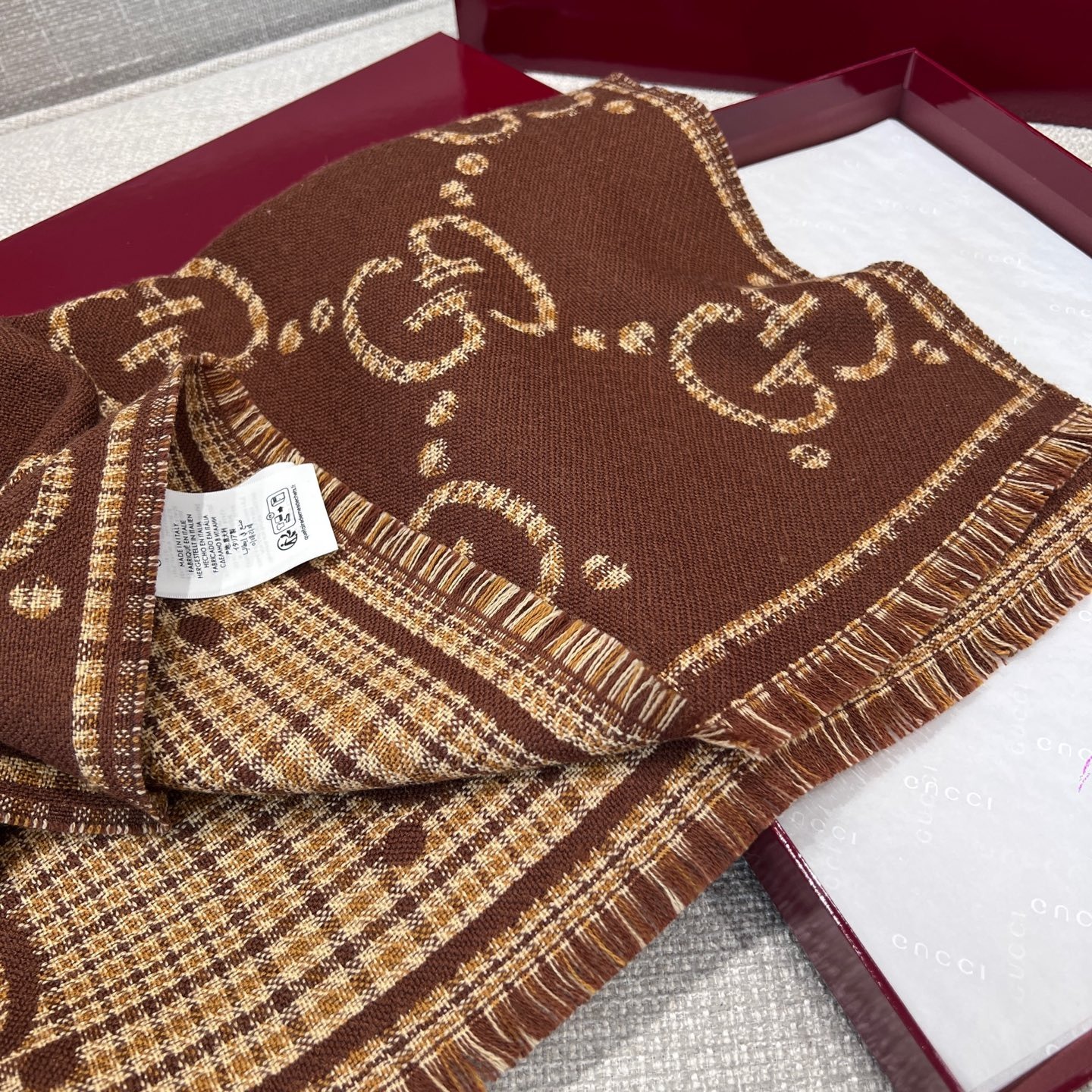 Gvc*1 GG Scarf Brown And Beige 71in/180cm 660025 4G386 2579
