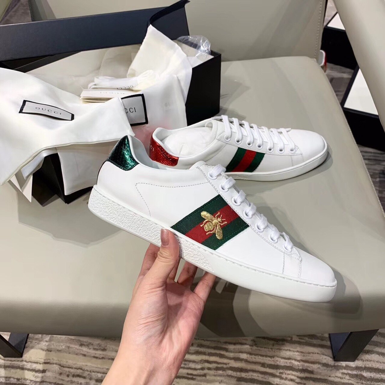 Gvc*1 Women’s Ace Sneaker With Bee White For Women GG 431942 02JP0 9064