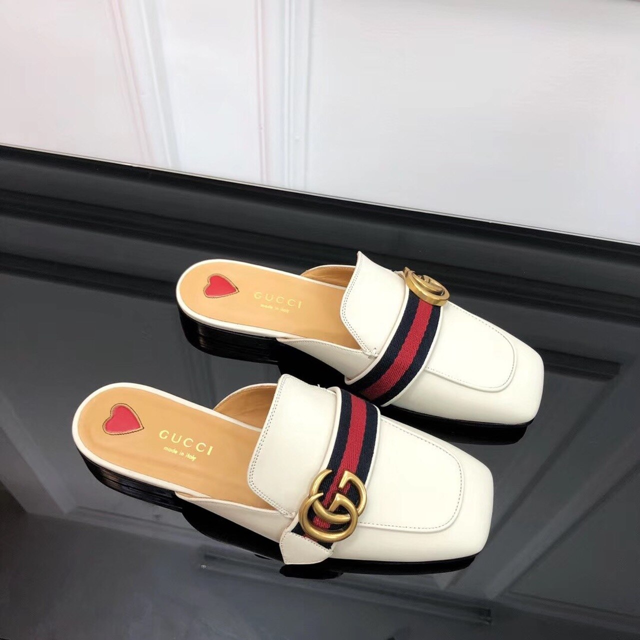 Gvc*1 Peyton Slippers White For Women GG 423694 DKHC0 9061