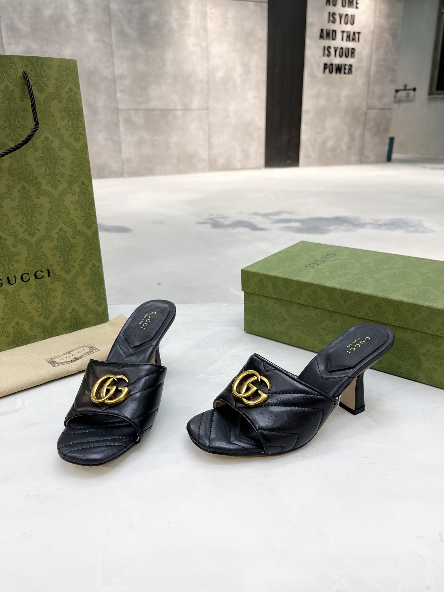 Gvc*1 Double G Slide Sandal Chevron Matelasse Black For Women GG 674839 BKO00 1000