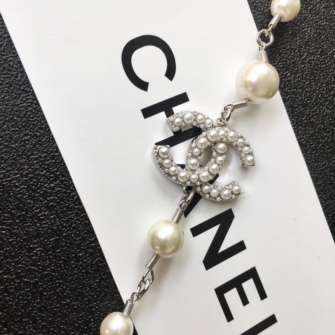 Ch**el Necklace
