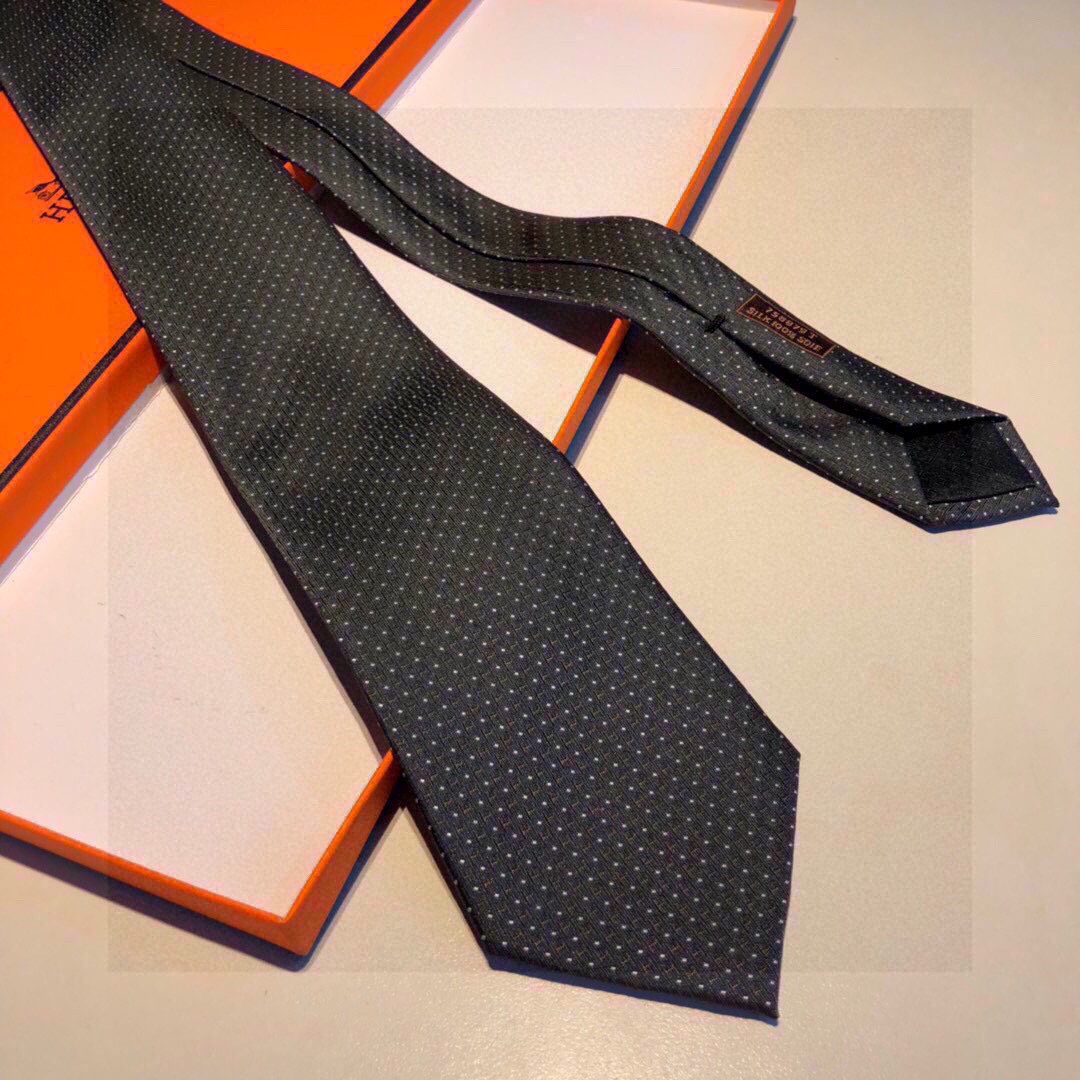 H**me5 Tie 7 Faconnee New H Tie Noir H**me5 Men Tie H036201T 01