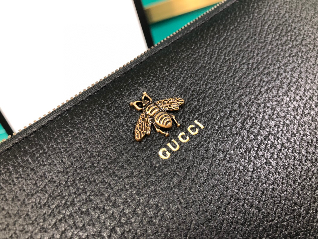 Gvc*1 Animalier Pouch Black with Bee Detail For Men, Men’s Pouch 12in/31cm GG 523684 DJ20T 1000