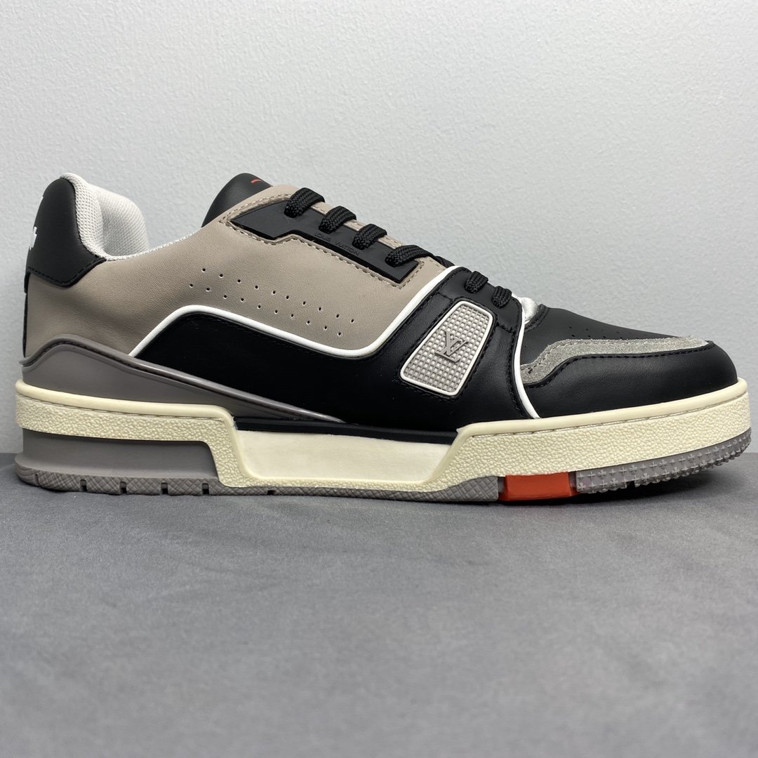 L0vis Vvtt0n Trainer Sneaker Mix Of Materials Black For Men LV